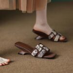 BOX077-Women's Box Heel