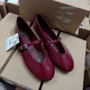 Wine red