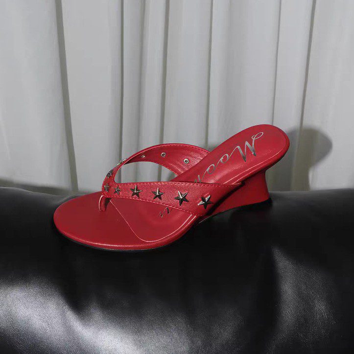 BOX127 36 2290 TK (1) Stock - BOX127 - Chic Red Star Heels - Image 1